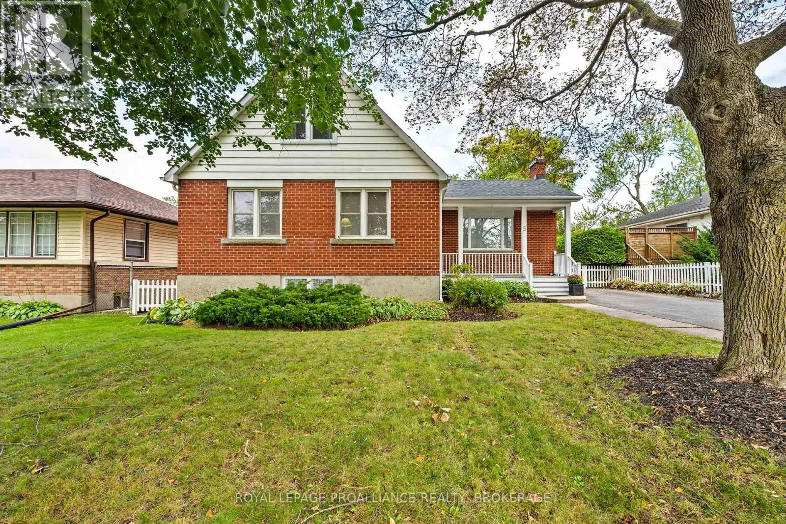 5 WESTMORELAND ROAD