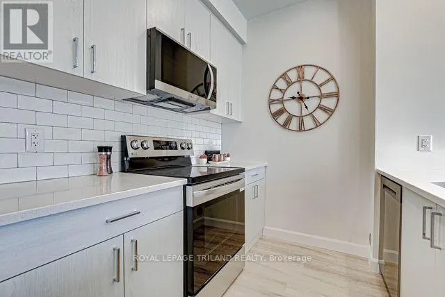 307 - 75 WALNUT STREET #307