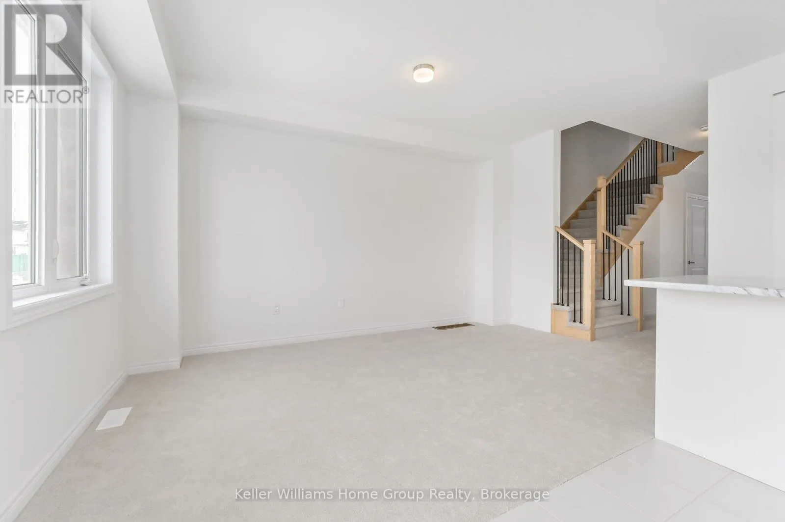 128 EDMINSTON DRIVE