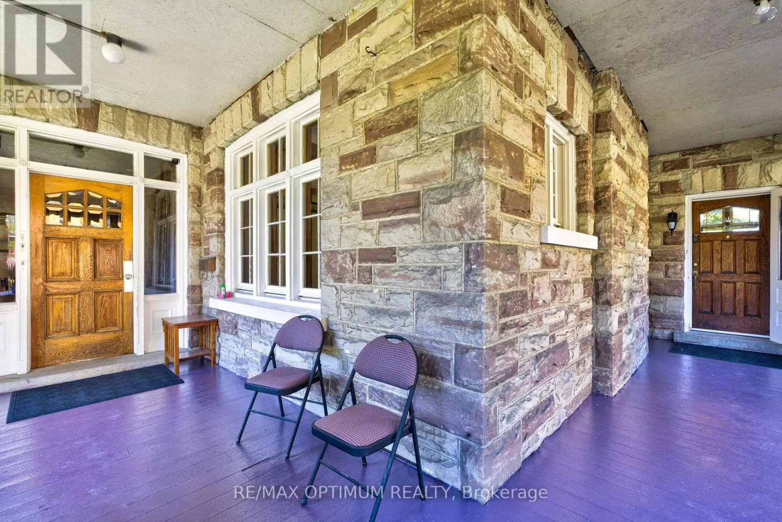 916 QUEENSTON ROAD