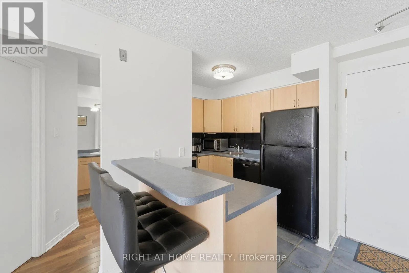309 - 225 ALVIN ROAD N