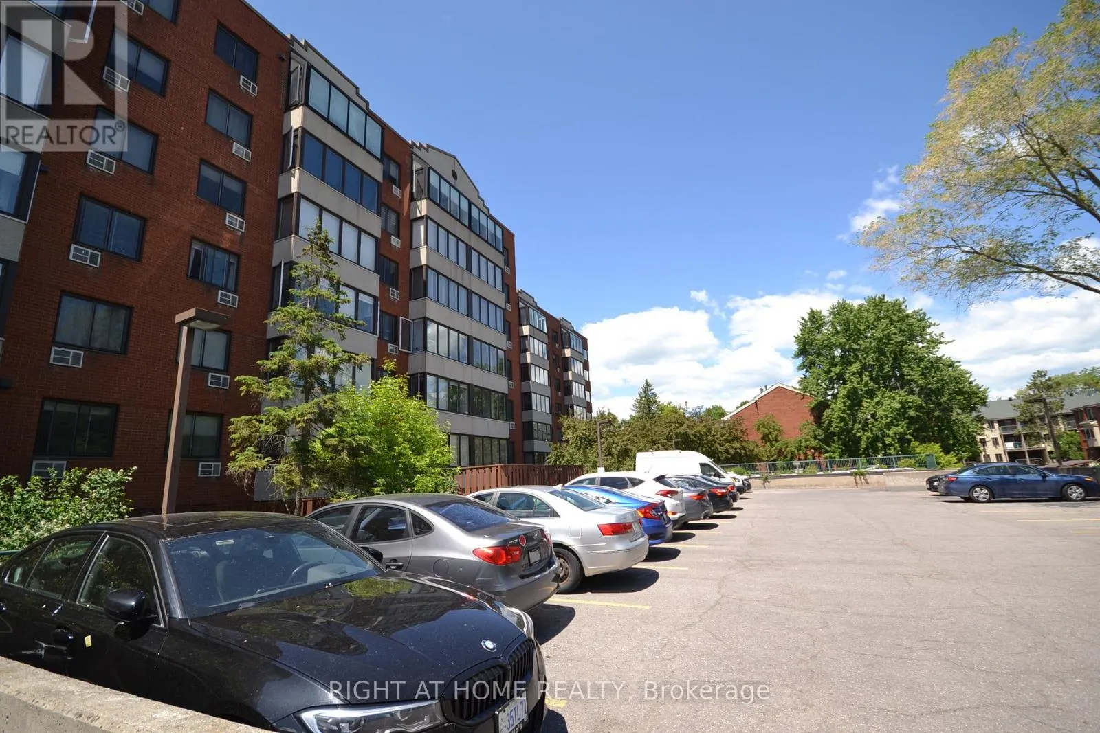 309 - 225 ALVIN ROAD N