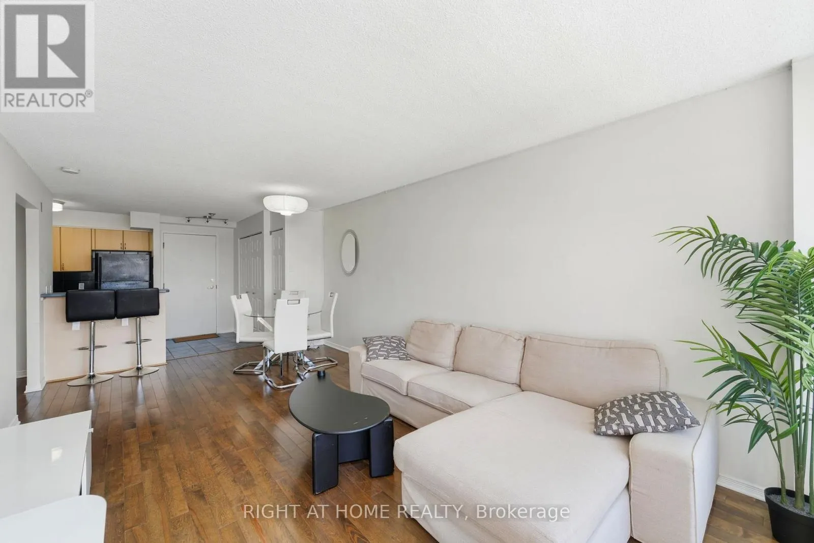 309 - 225 ALVIN ROAD N