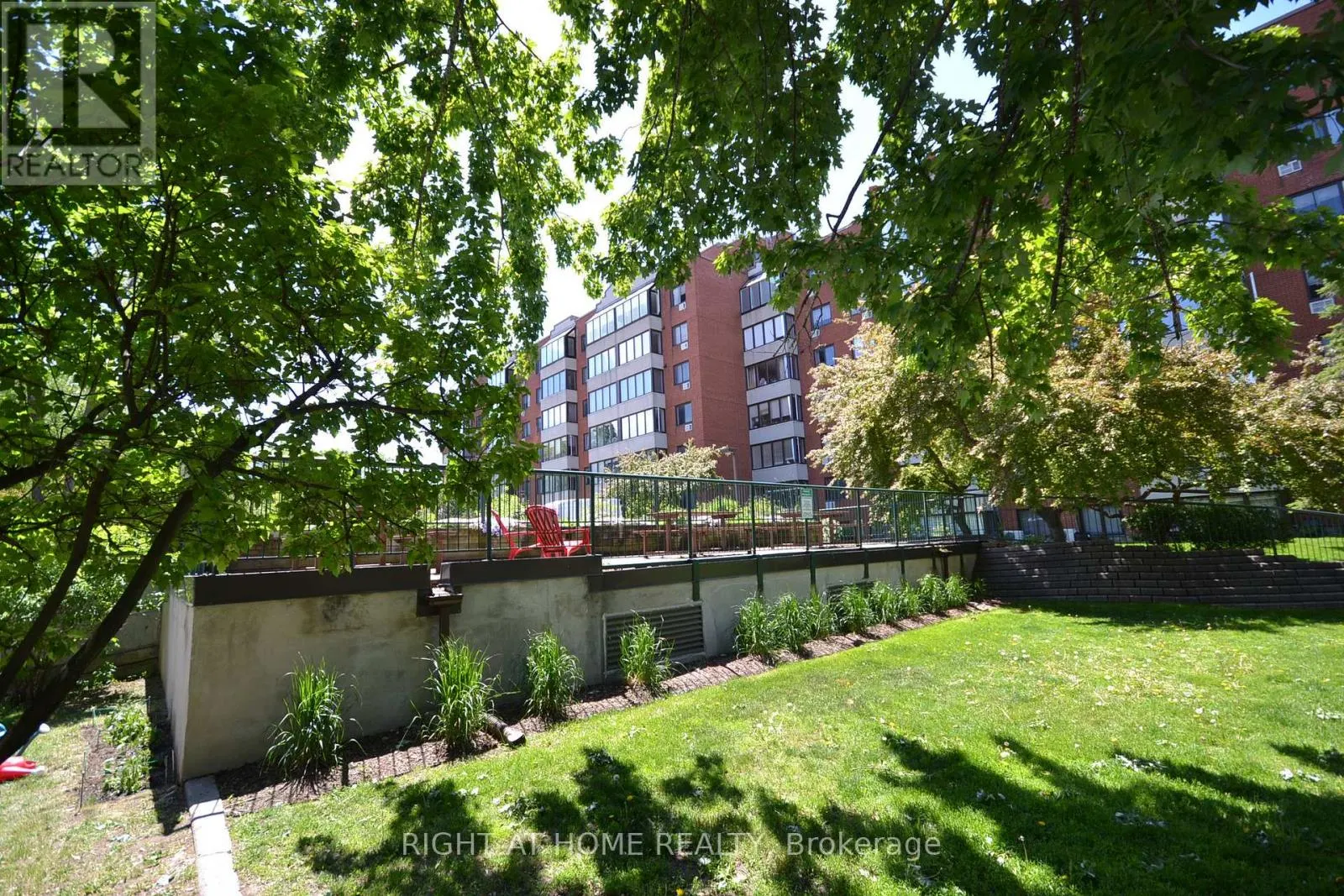309 - 225 ALVIN ROAD N