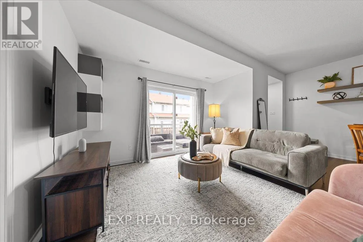 12 - 128 STERNES PRIVATE