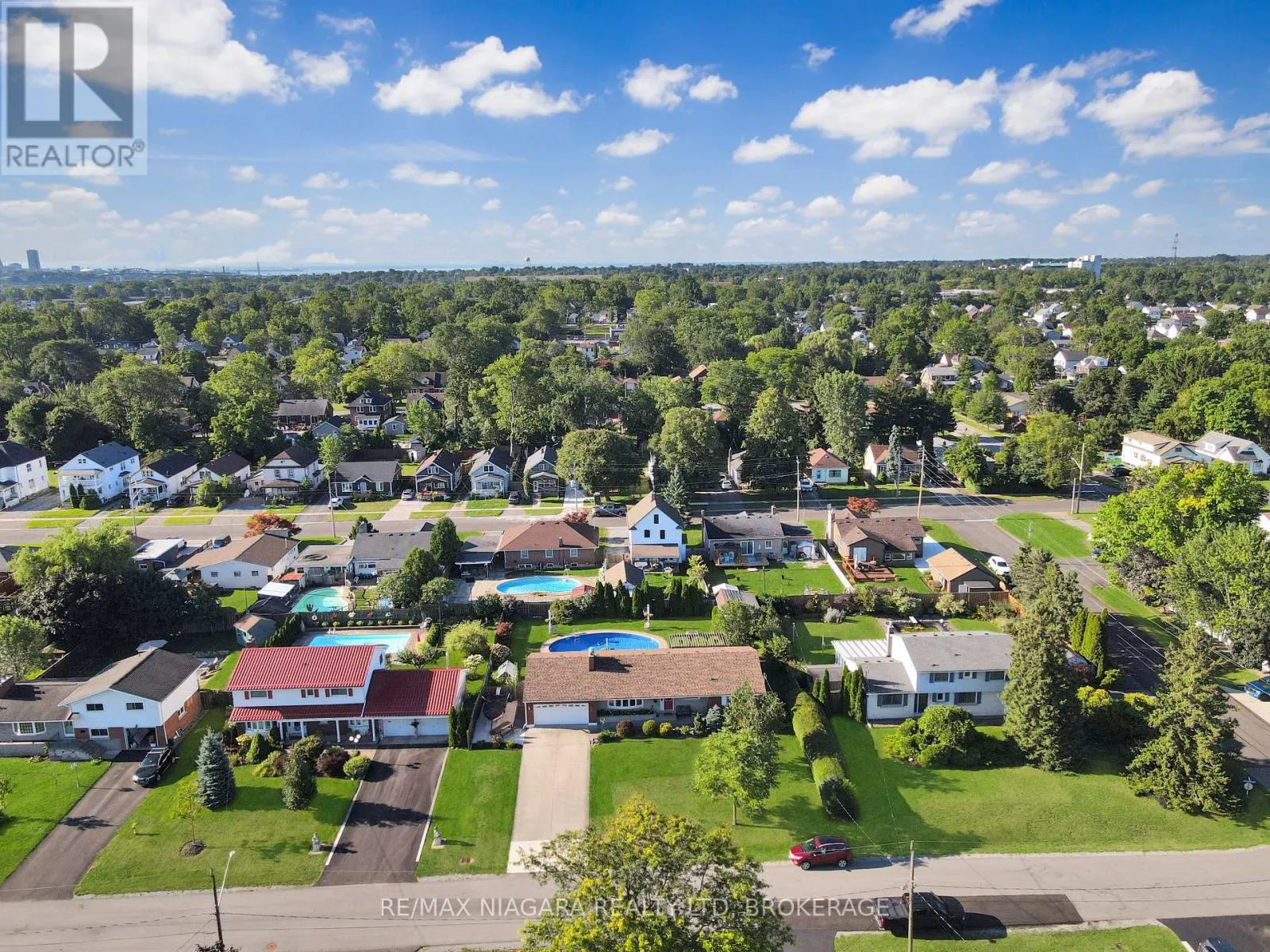 27 LINDBERGH DRIVE