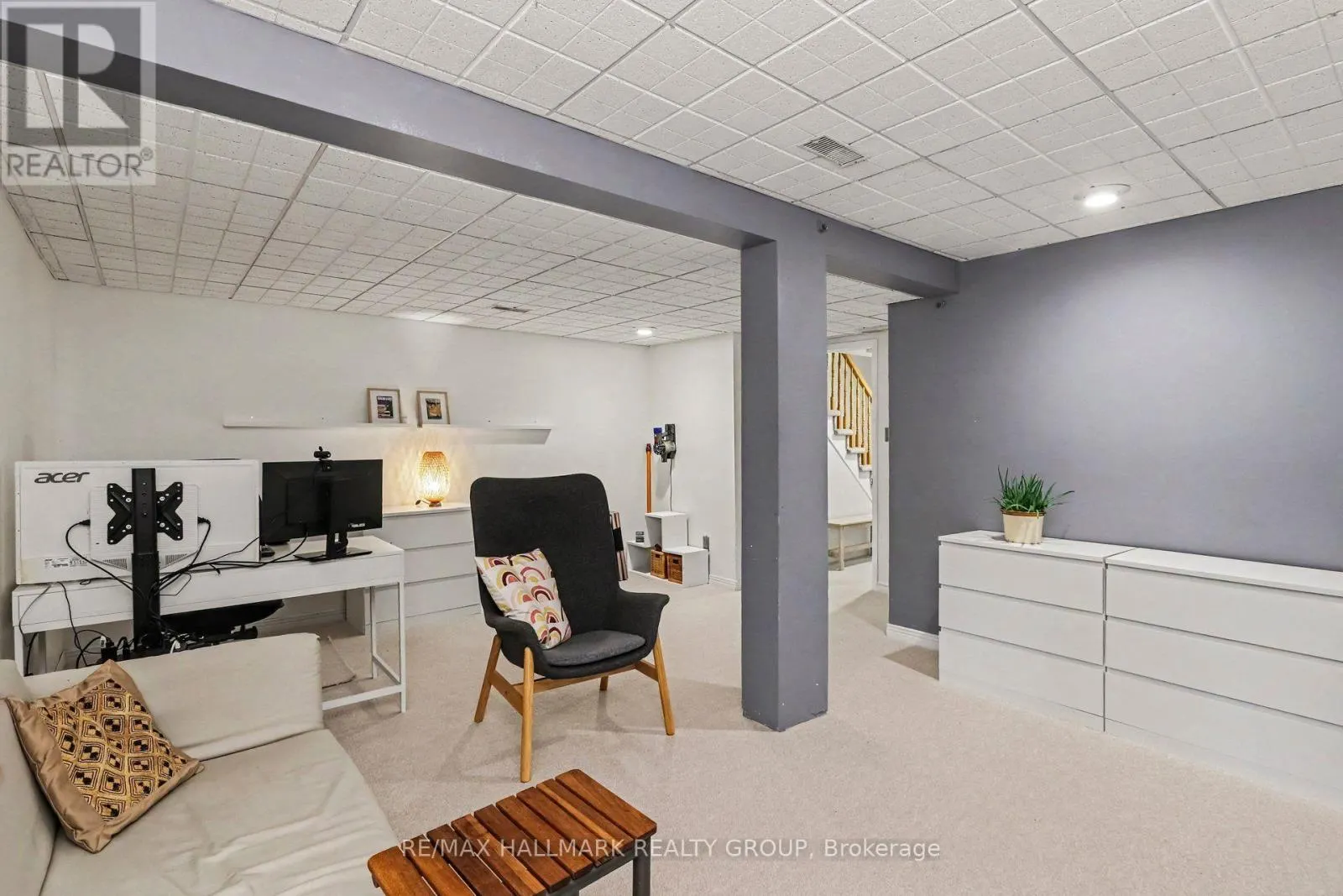 267 ST LAURENT BOULEVARD