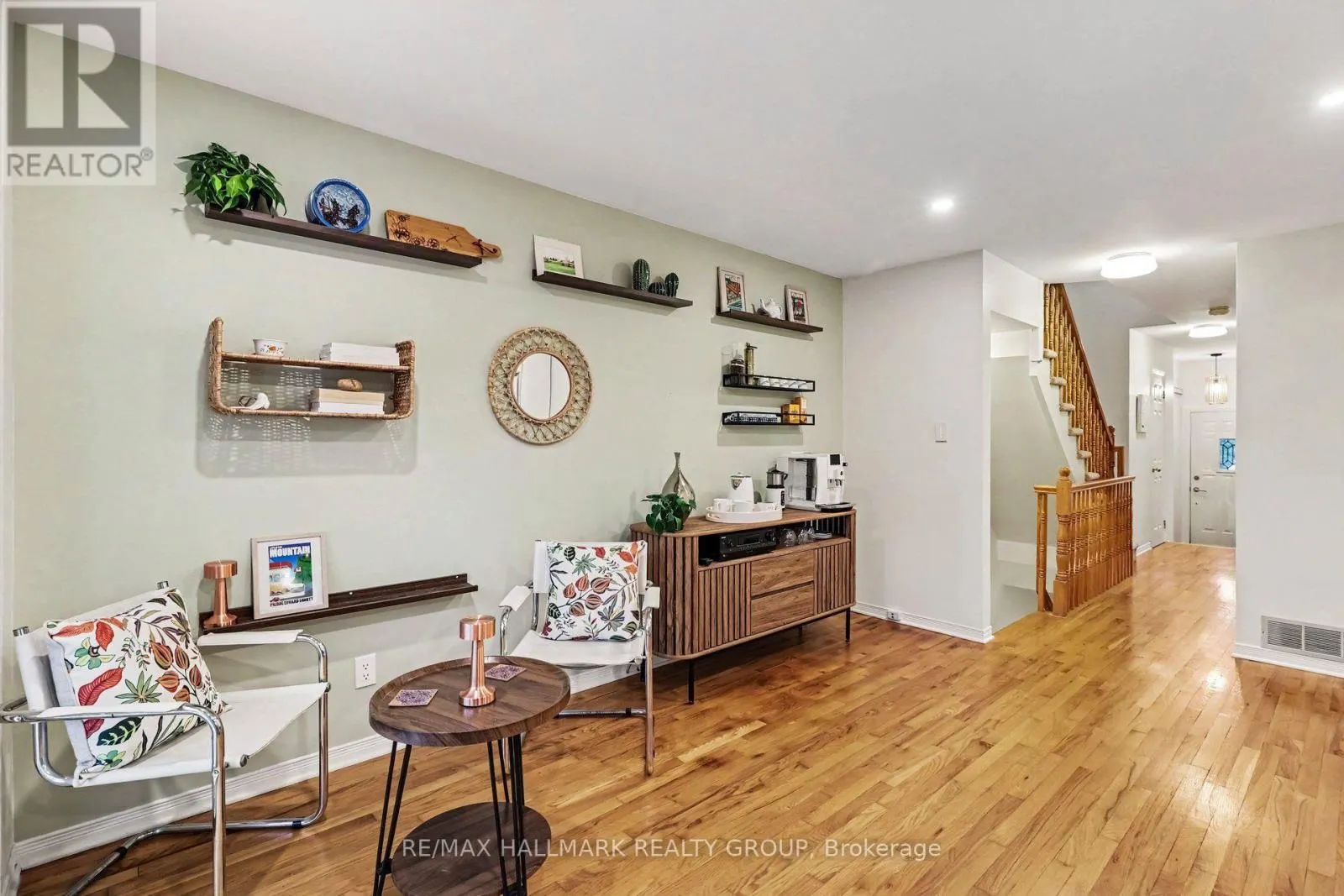 267 ST LAURENT BOULEVARD