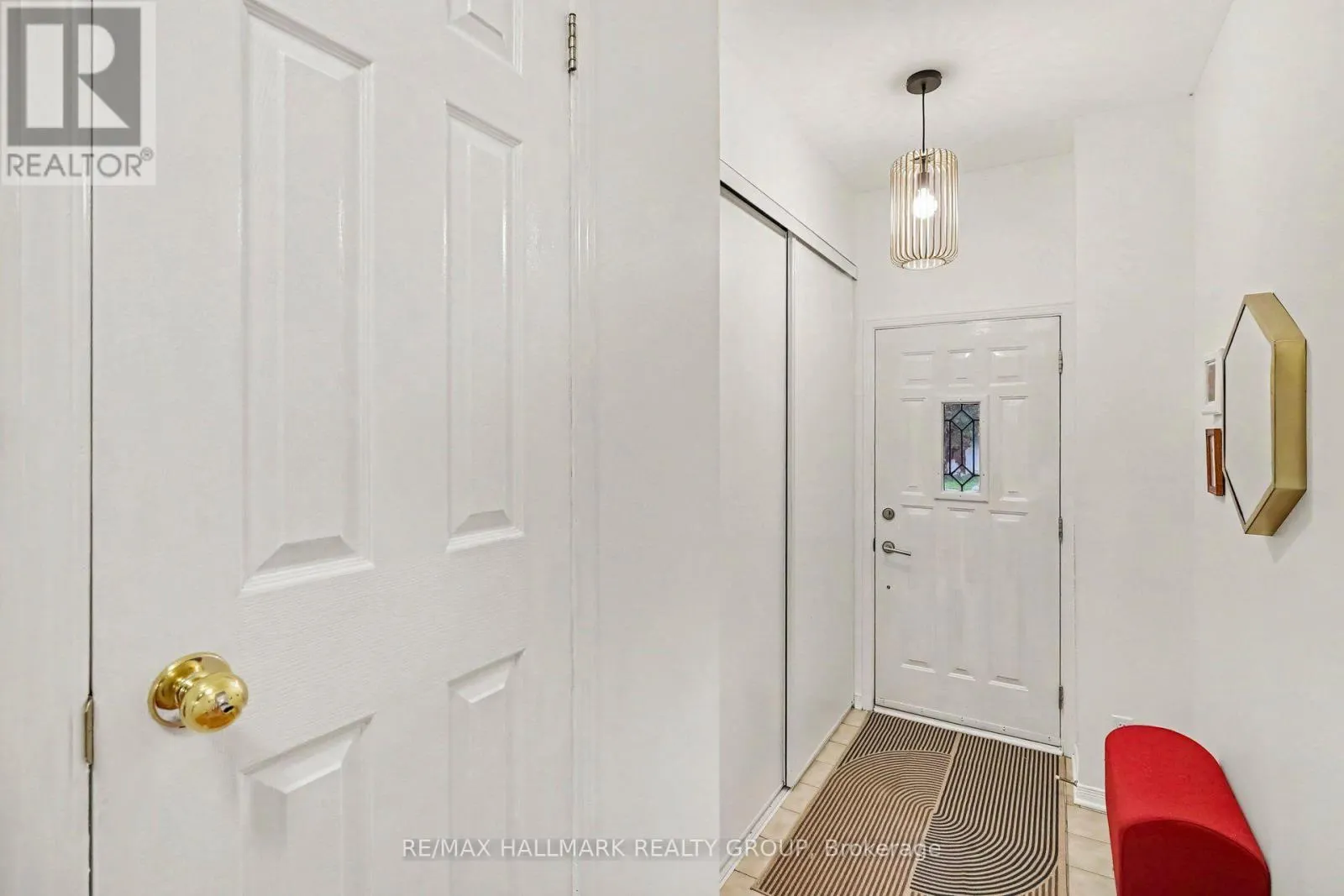 267 ST LAURENT BOULEVARD