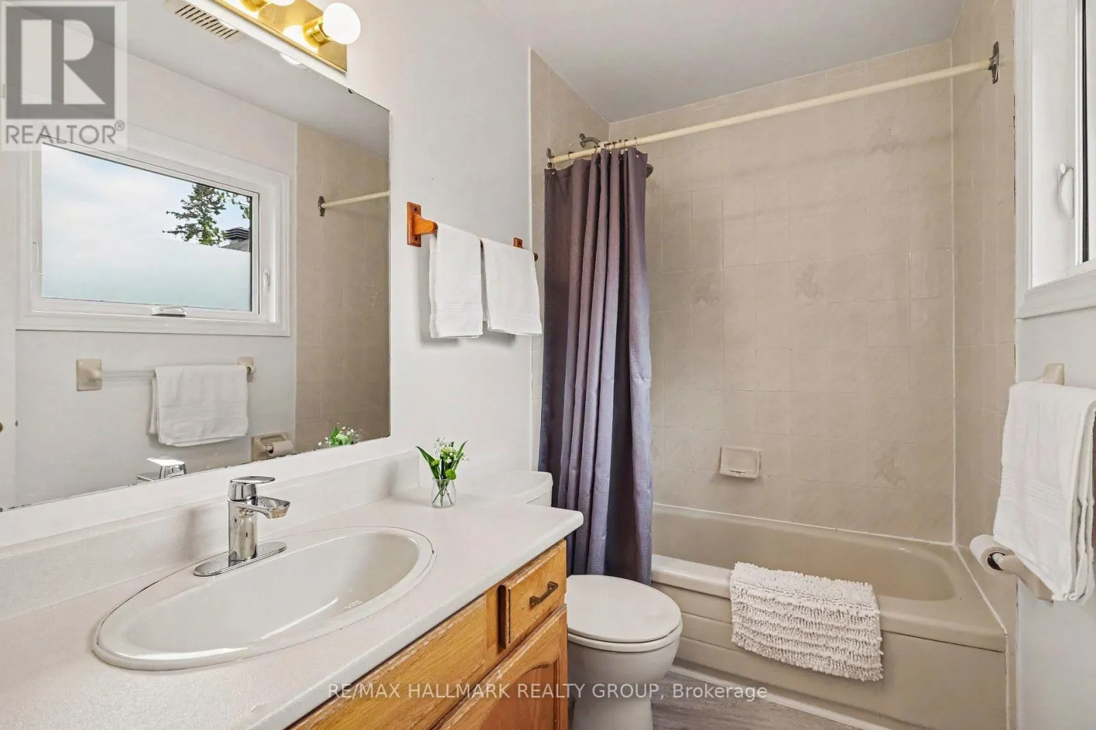 267 ST LAURENT BOULEVARD