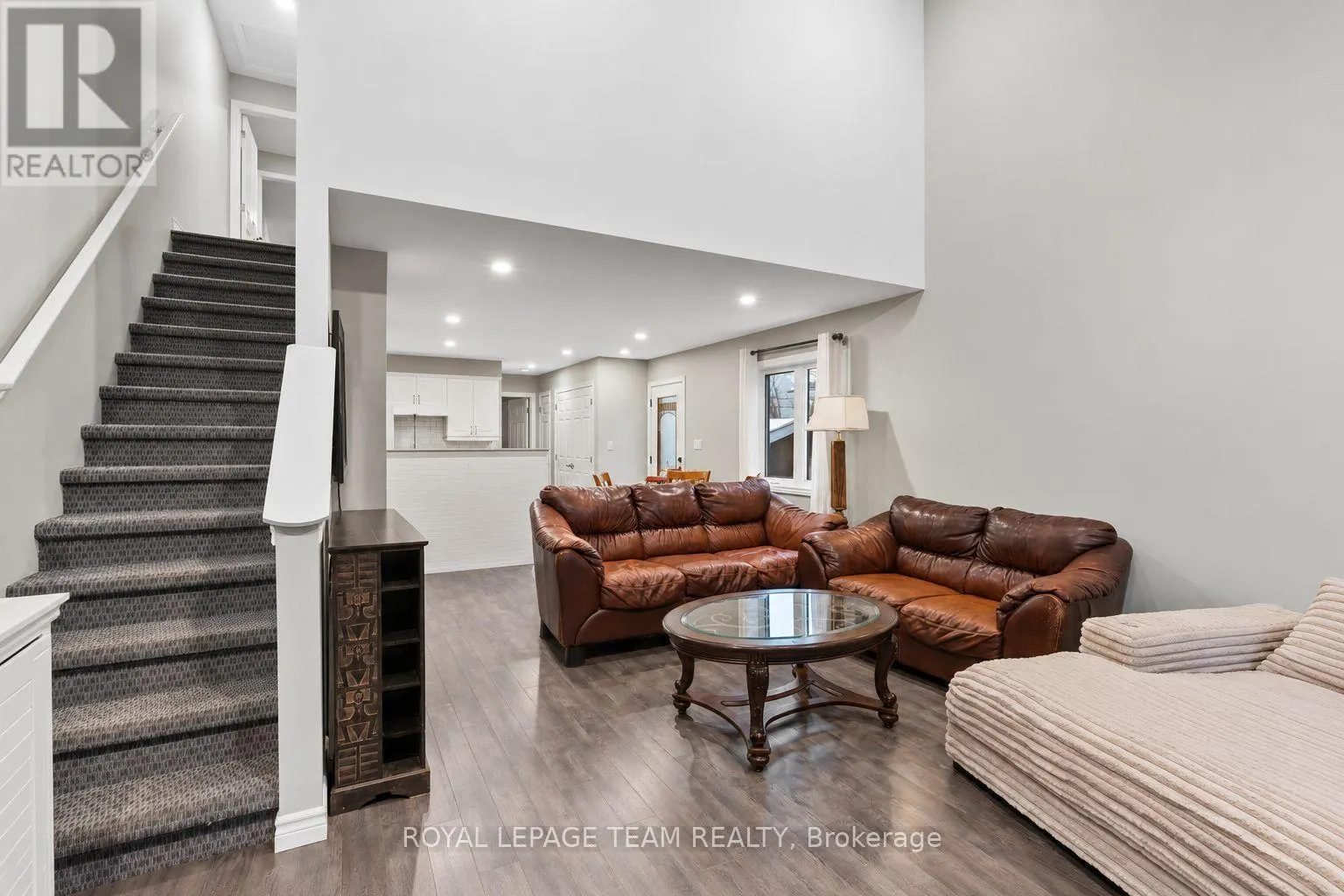227 ROBERTA CRESCENT