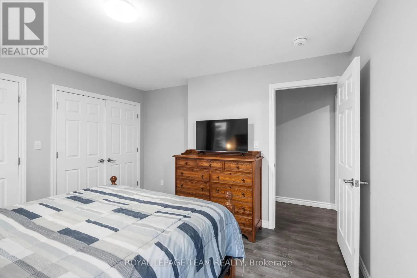 227 ROBERTA CRESCENT
