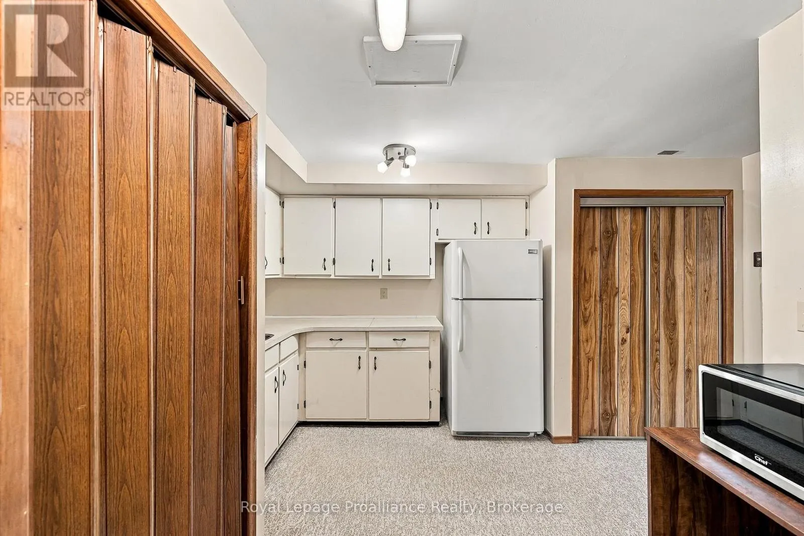 167 DUNDAS STREET