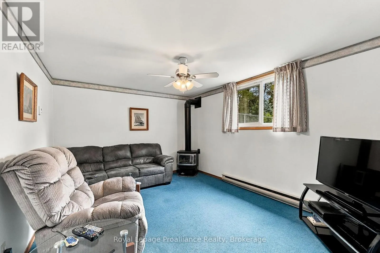 167 DUNDAS STREET