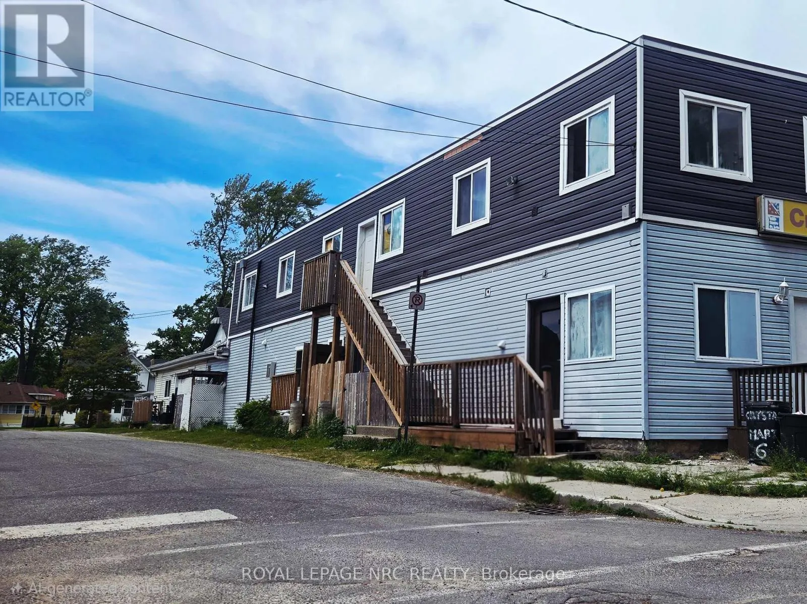 #4 - 74 QUEENS CIRCLE ##4