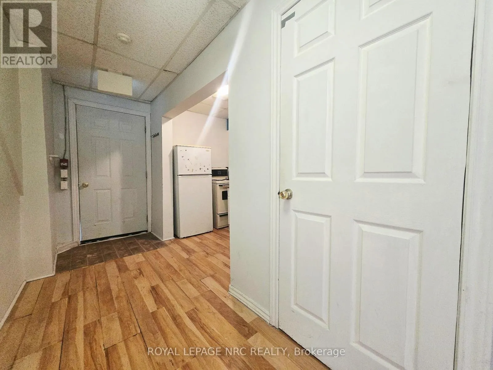 #4 - 74 QUEENS CIRCLE ##4