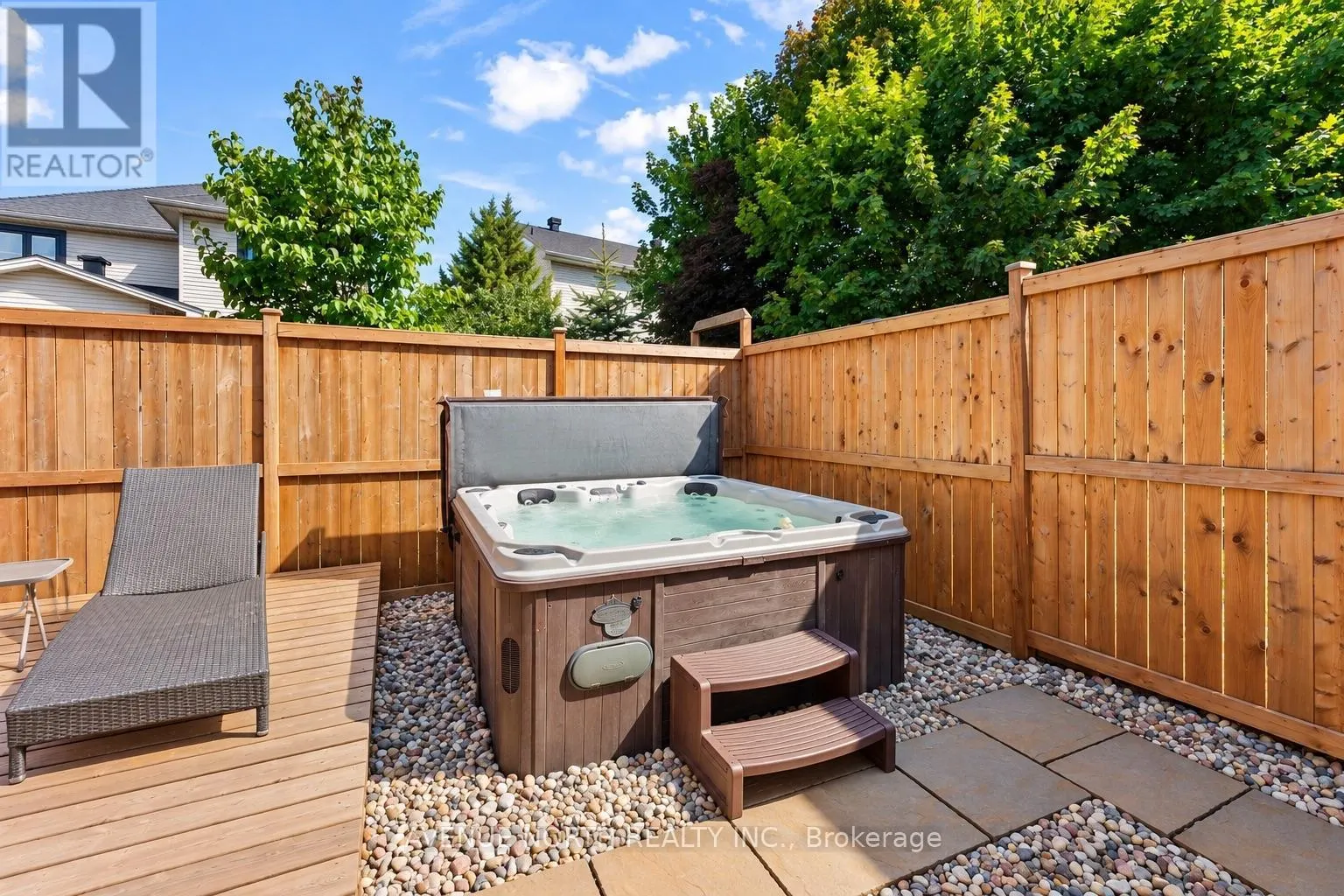 541 WILD SHORE CRESCENT