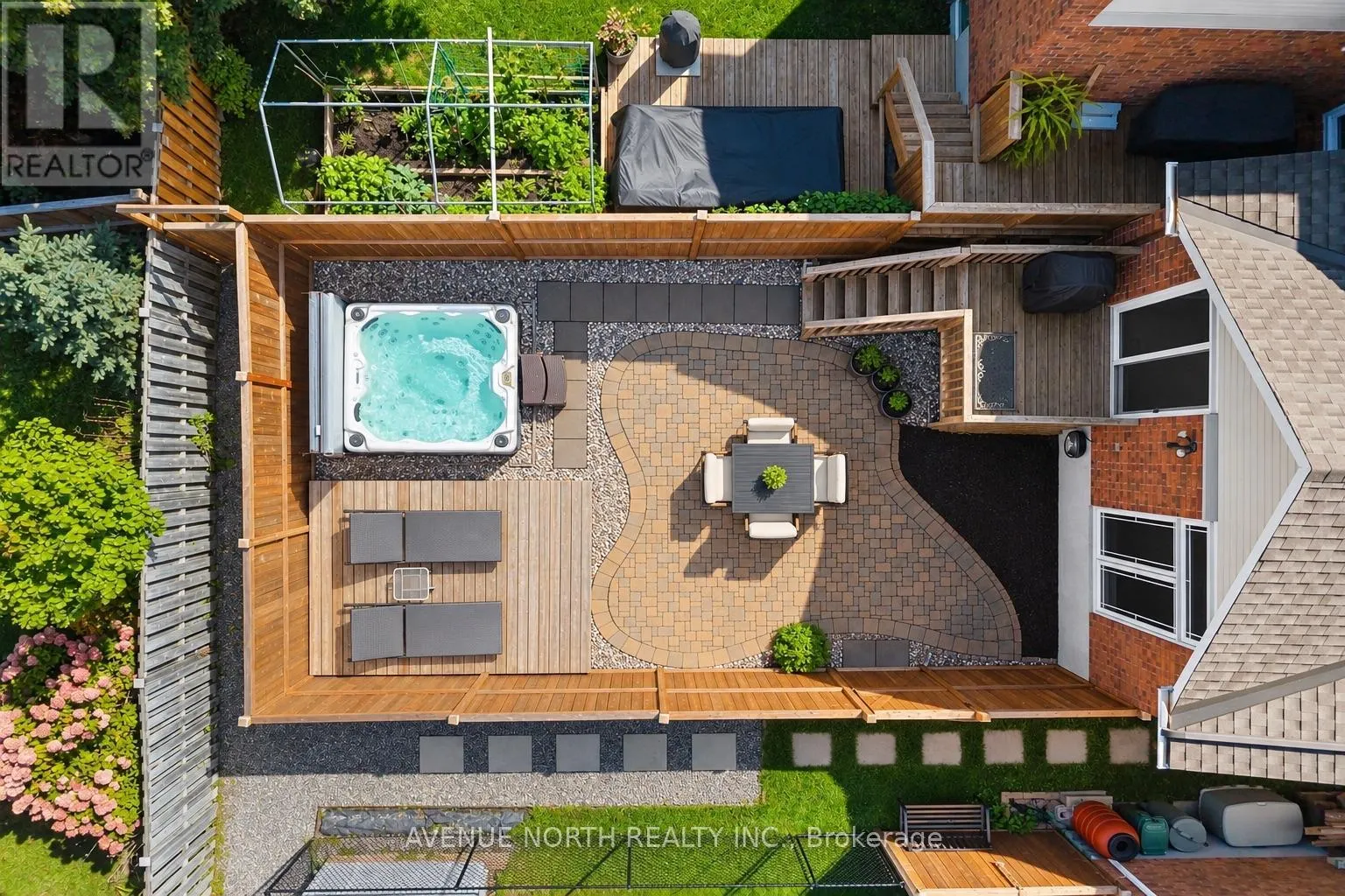 541 WILD SHORE CRESCENT