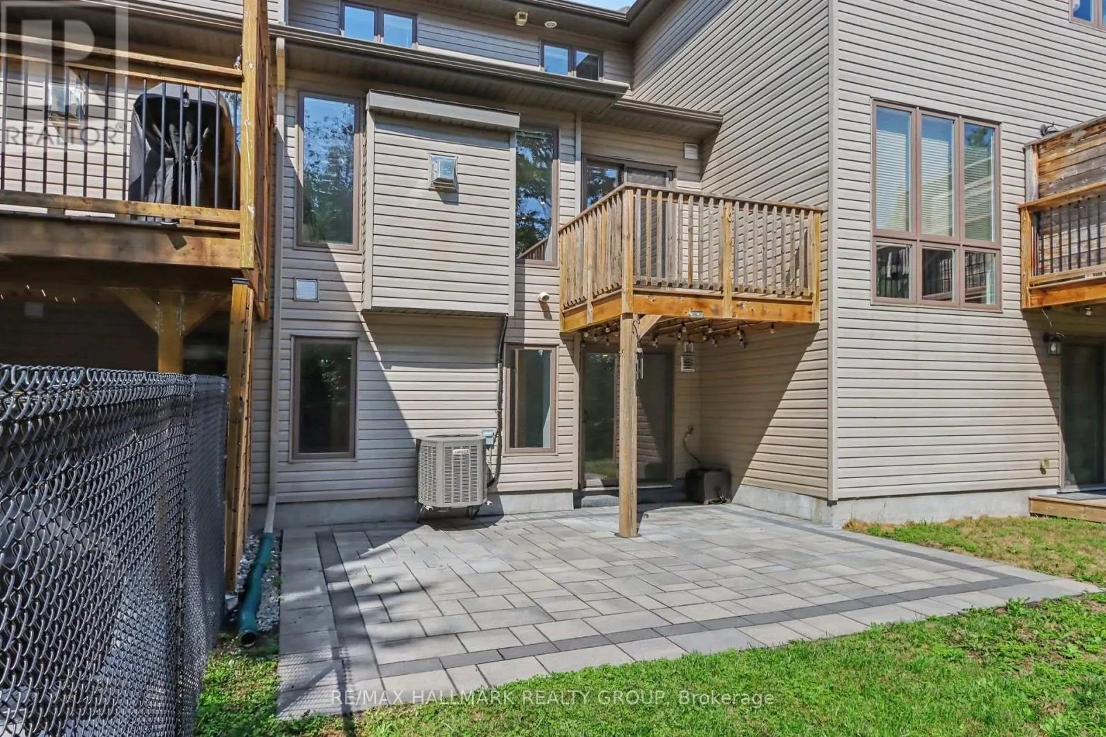 52 PORTER STREET
