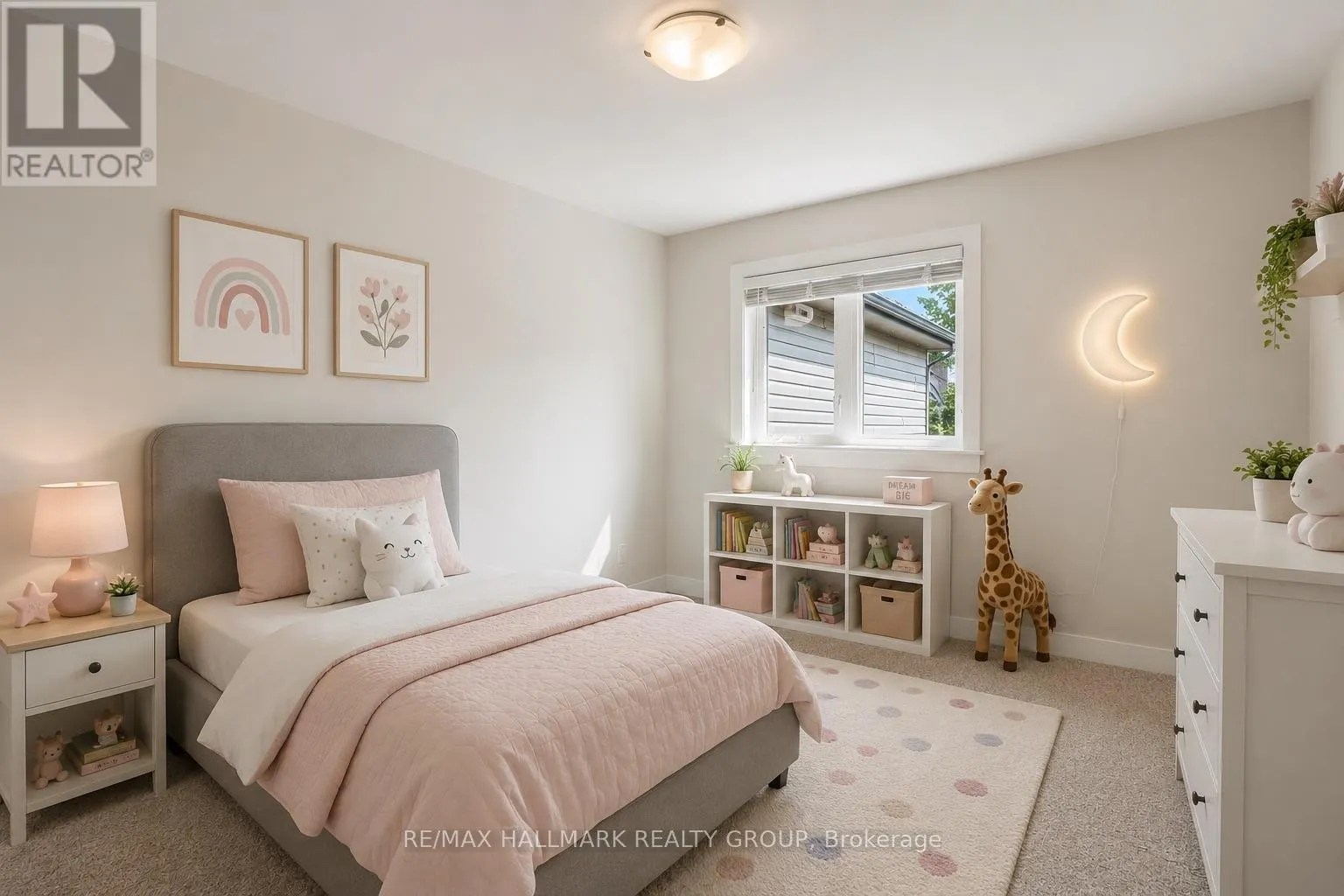 52 PORTER STREET