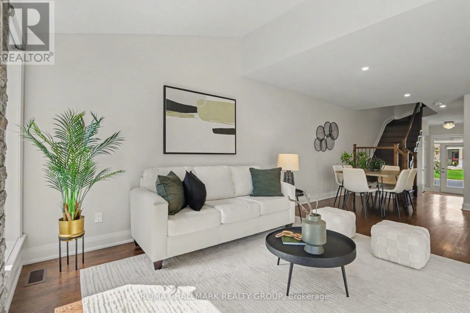 52 PORTER STREET