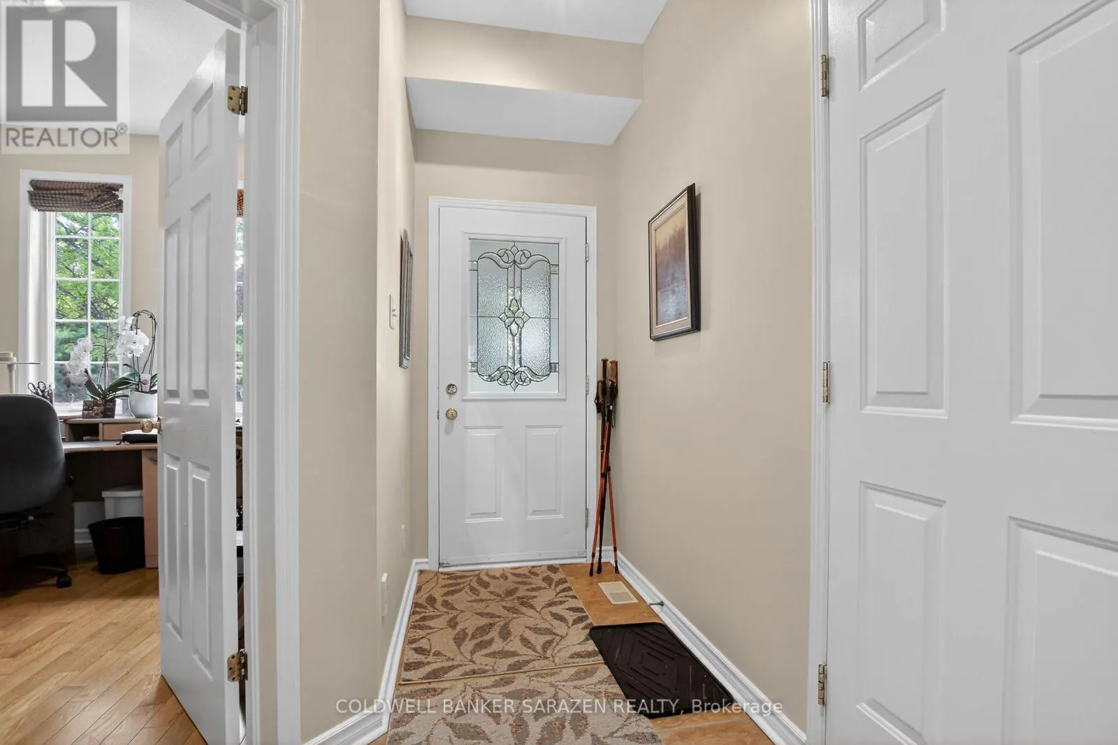 7 BARNSTONE DRIVE
