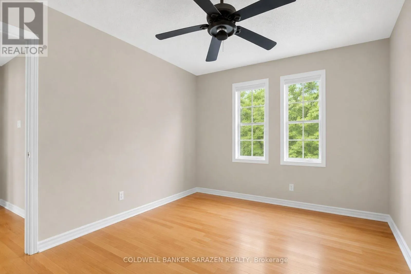 7 BARNSTONE DRIVE