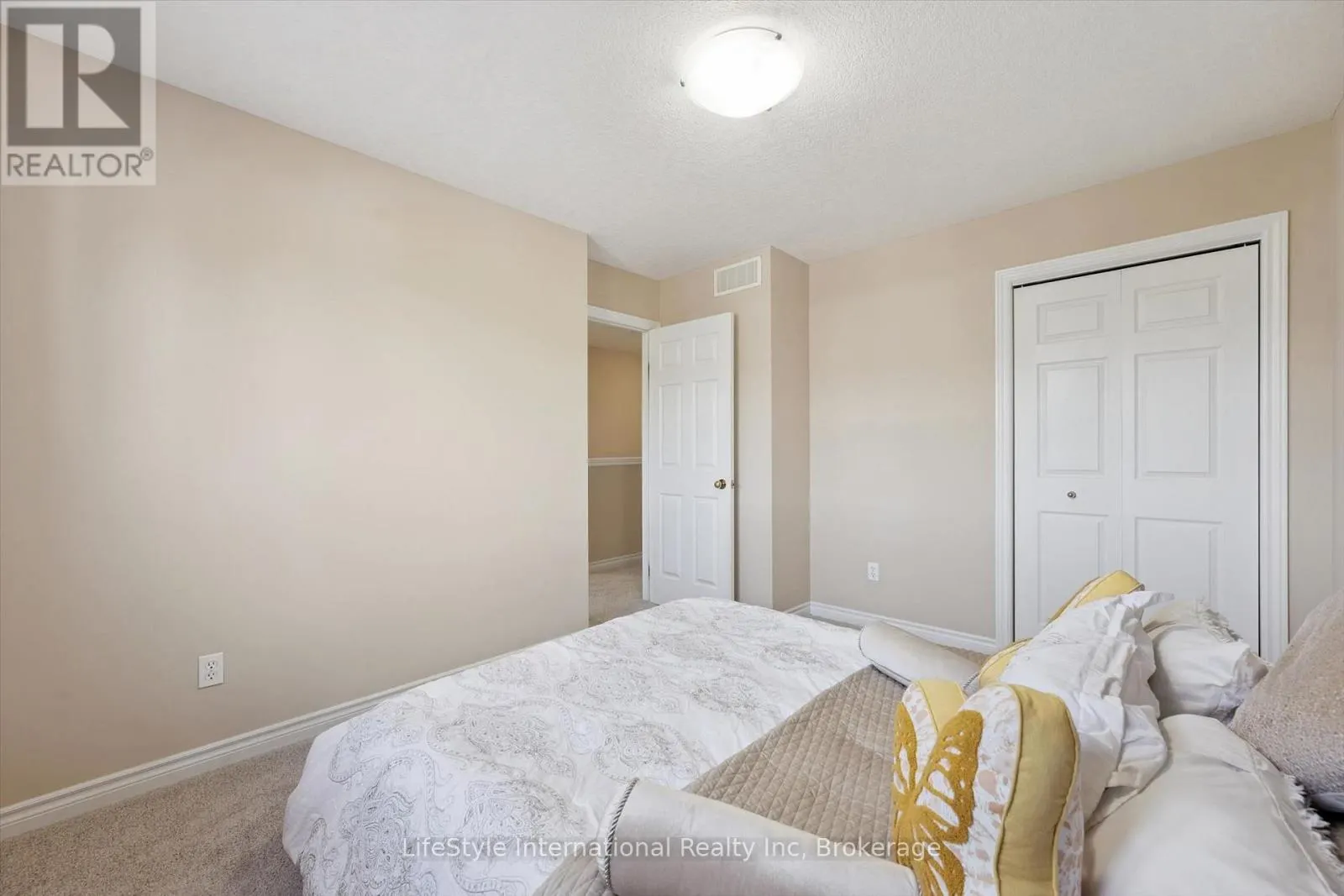 47 HASLER CRESCENT