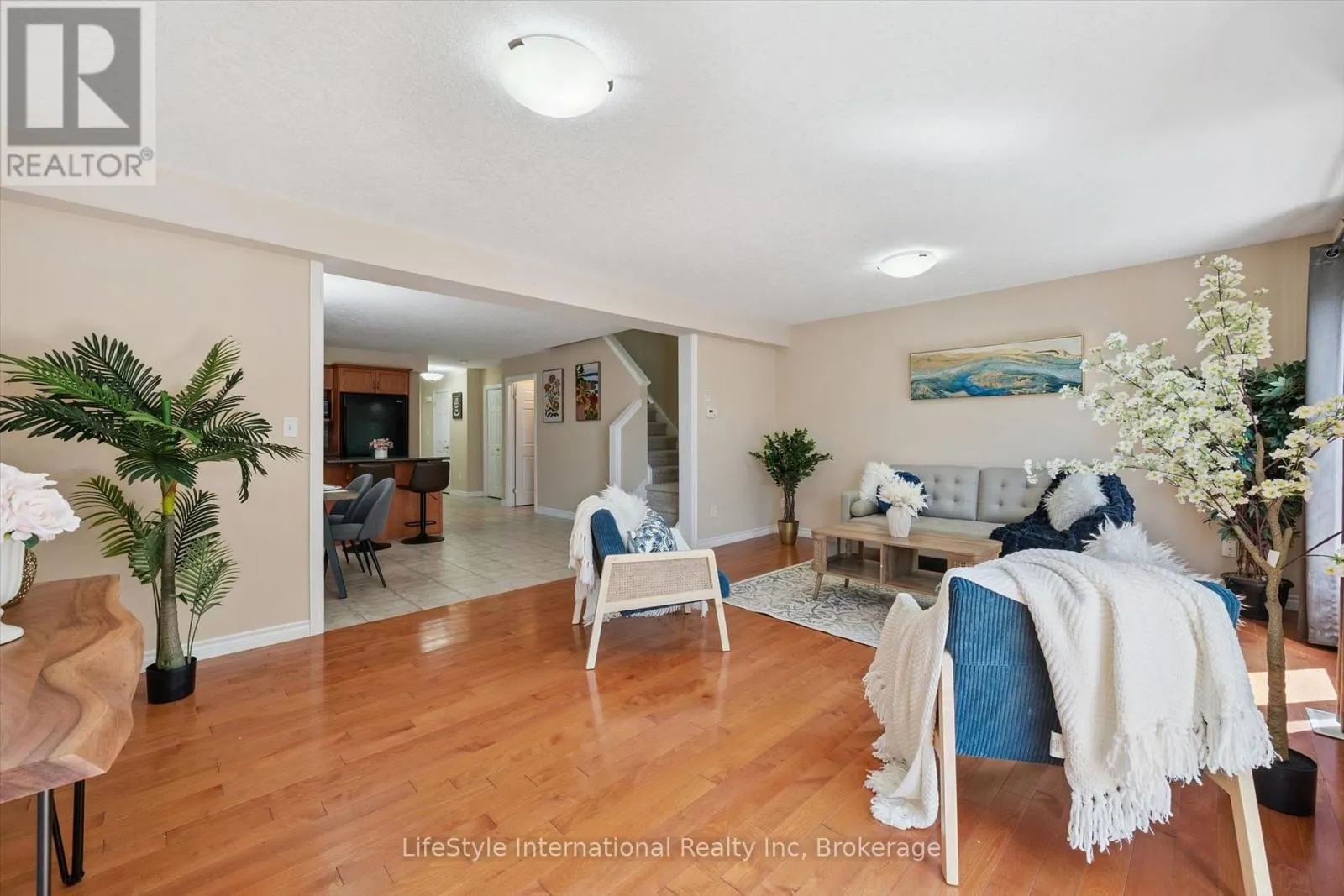 47 HASLER CRESCENT