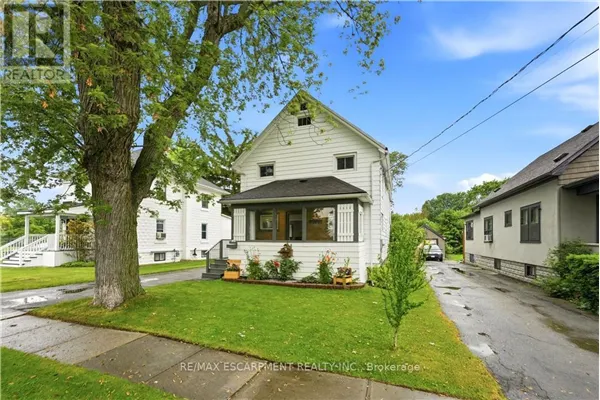 458 DAVIS STREET