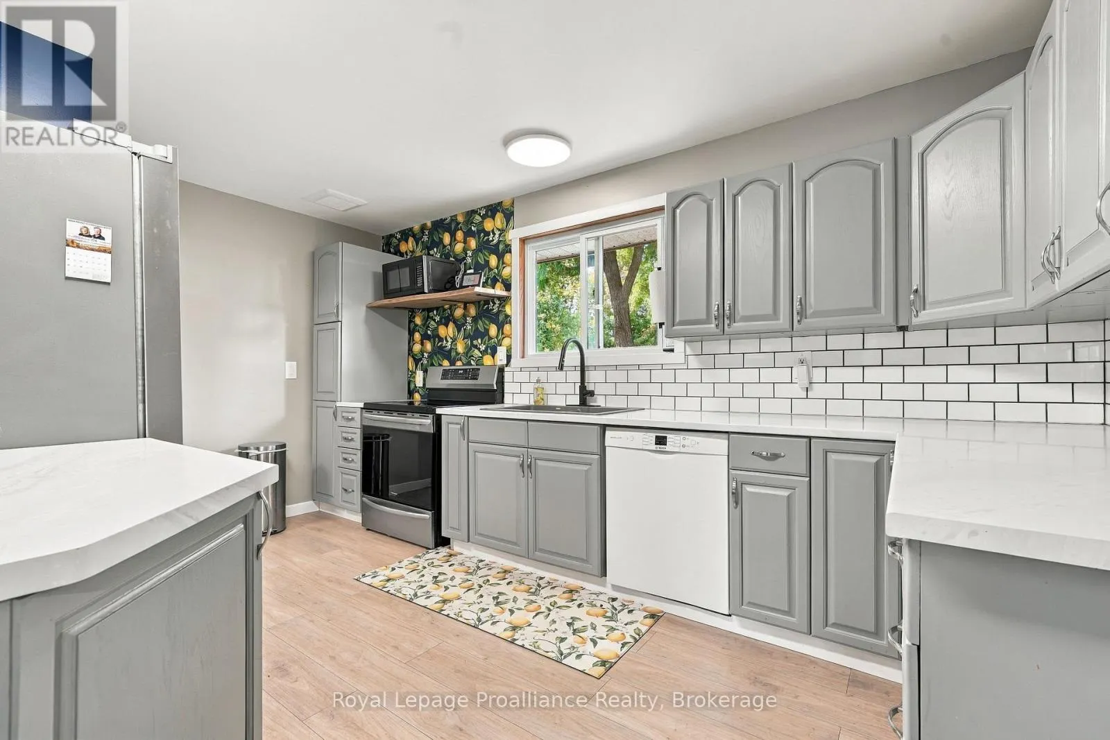 619 ASHLEY STREET