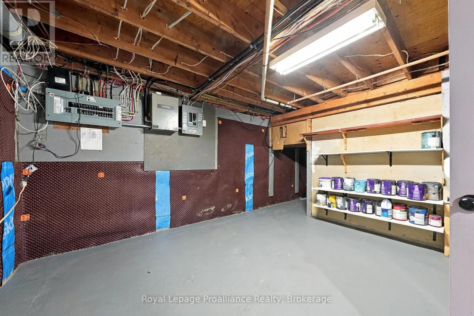 619 ASHLEY STREET