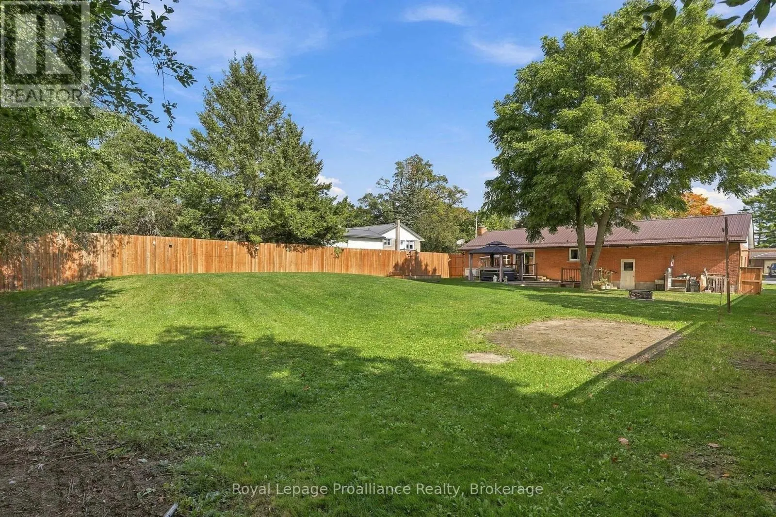 619 ASHLEY STREET