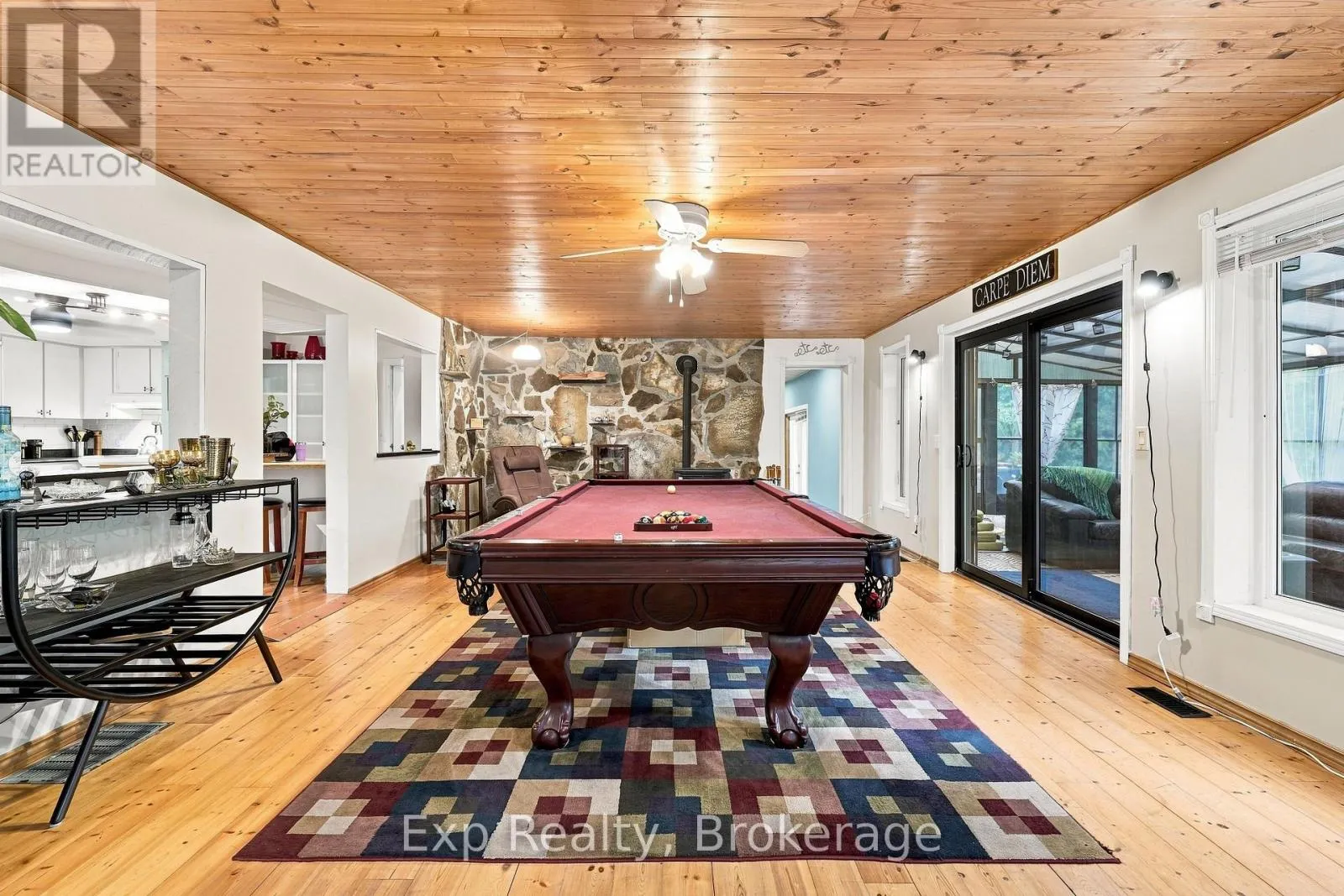 587 SCUTTLEHOLE ROAD