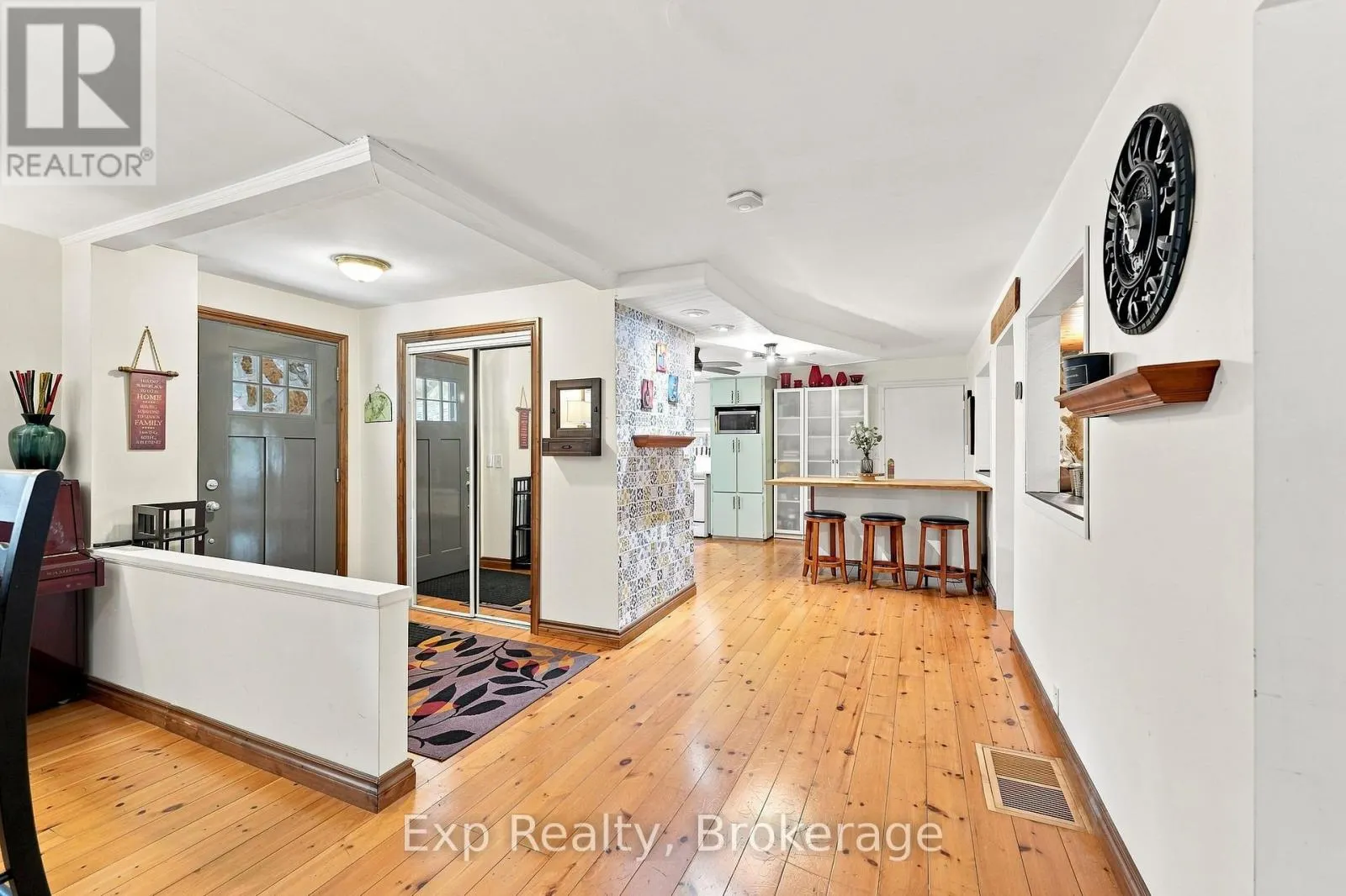 587 SCUTTLEHOLE ROAD