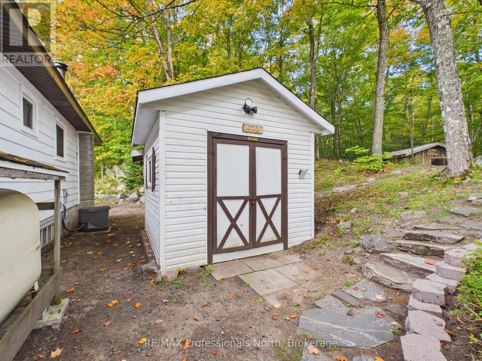 4226 ASPDIN ROAD