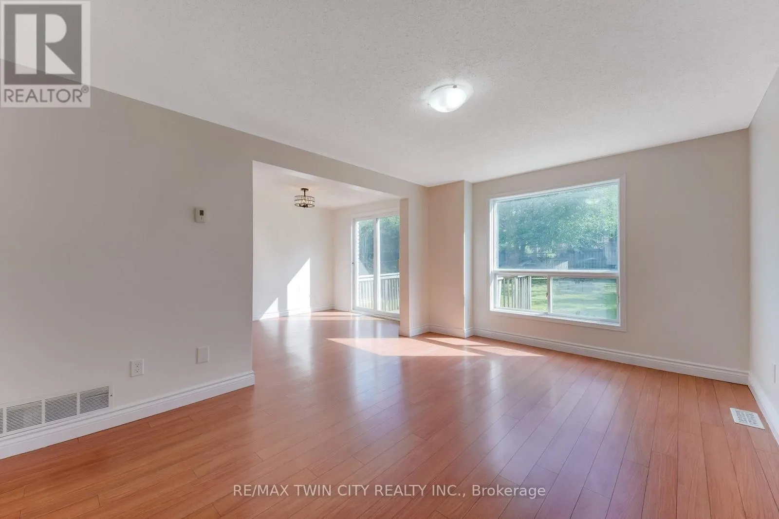 47 BUSHNELL DRIVE