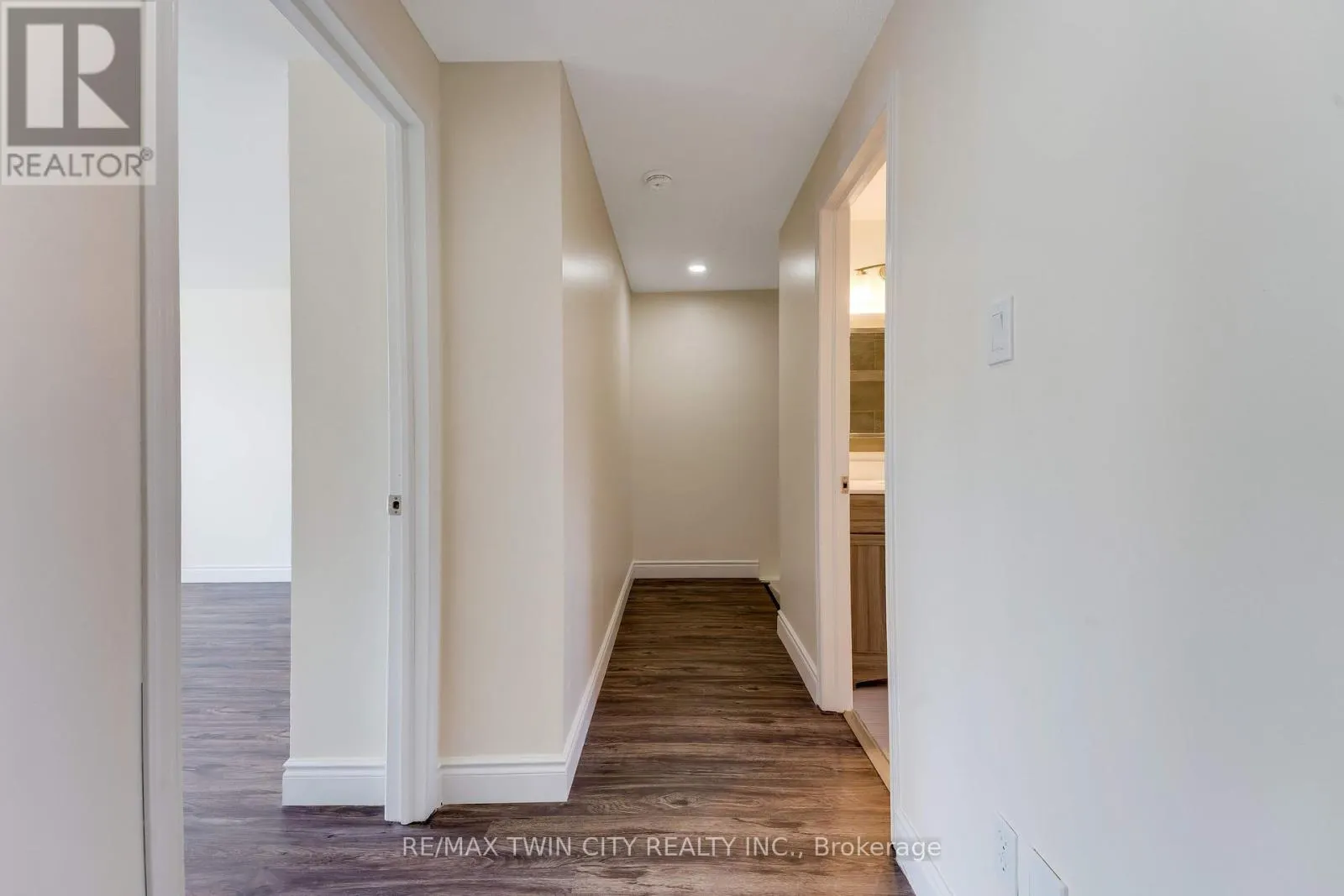 47 BUSHNELL DRIVE