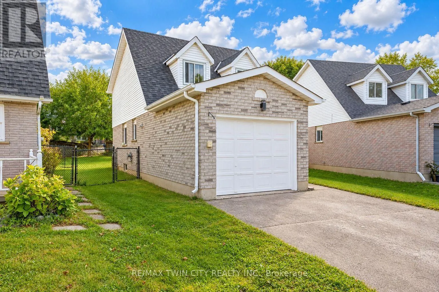 47 BUSHNELL DRIVE