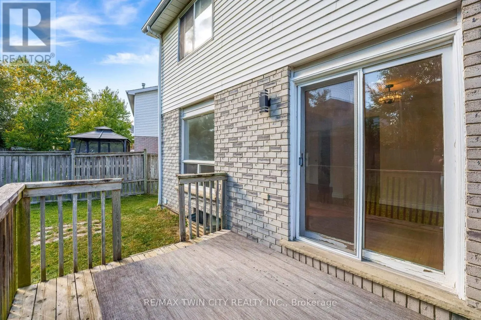 47 BUSHNELL DRIVE