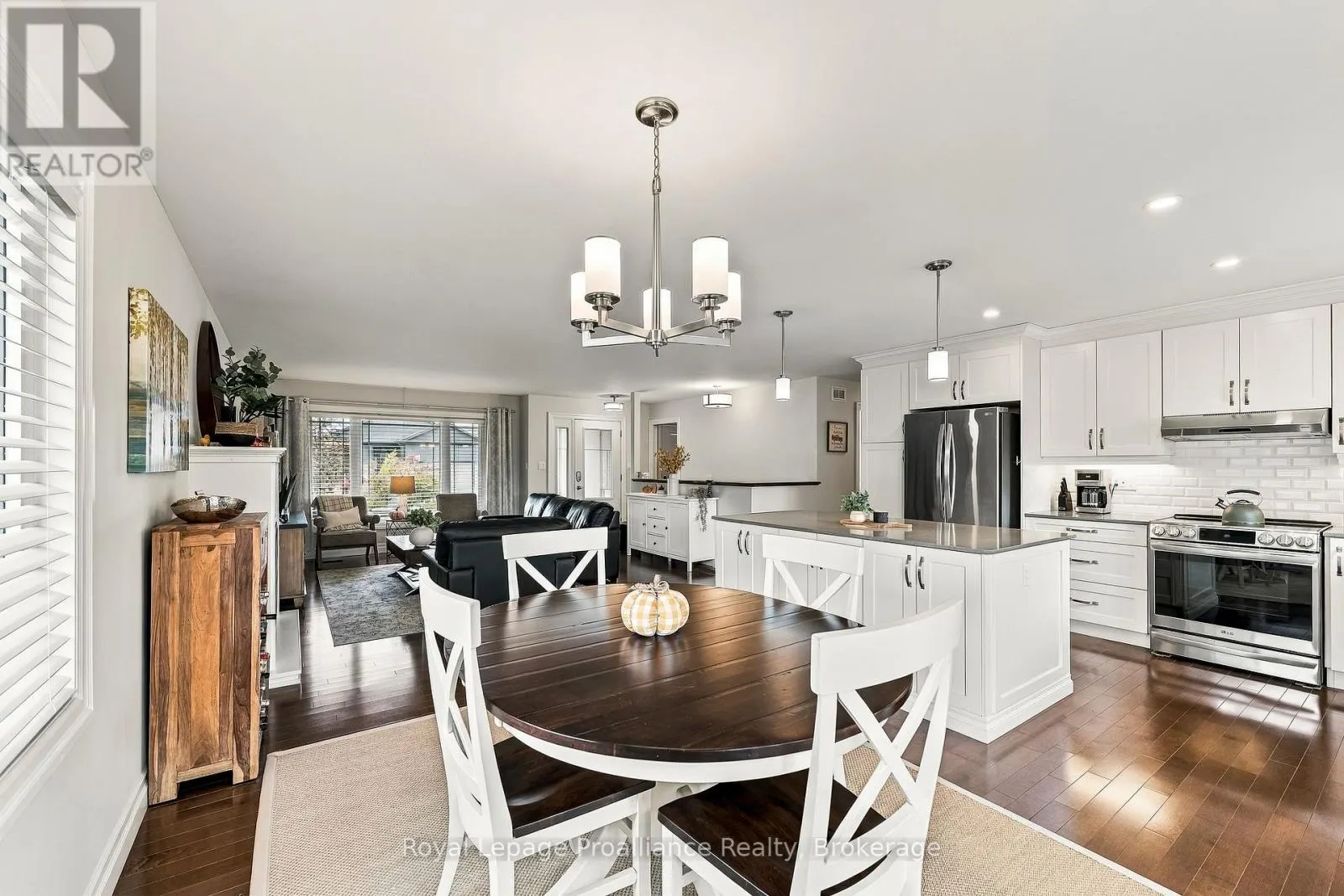 31 AMBROSIA TERRACE