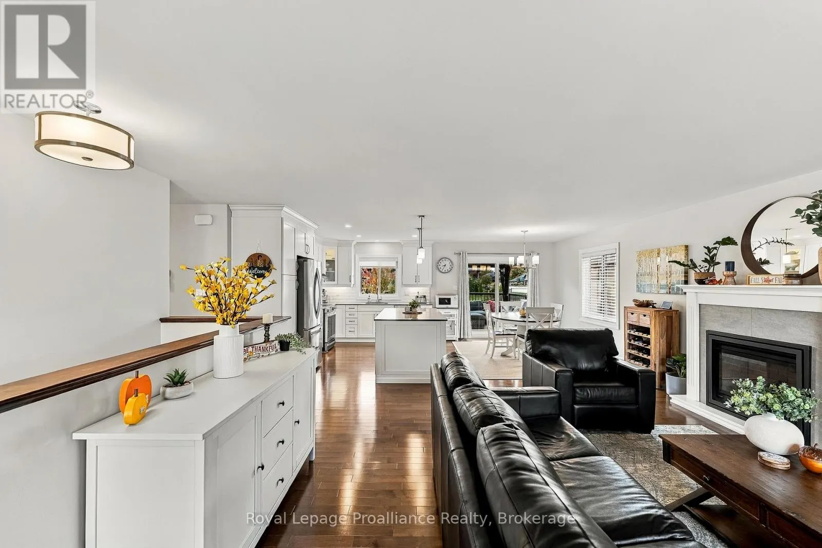 31 AMBROSIA TERRACE