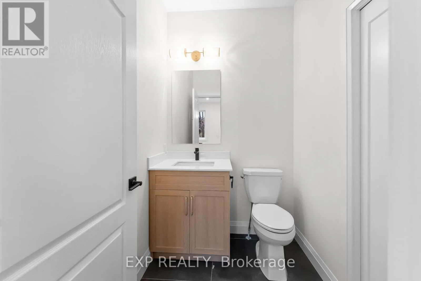 1 - 4271 FIFTH AVENUE #1