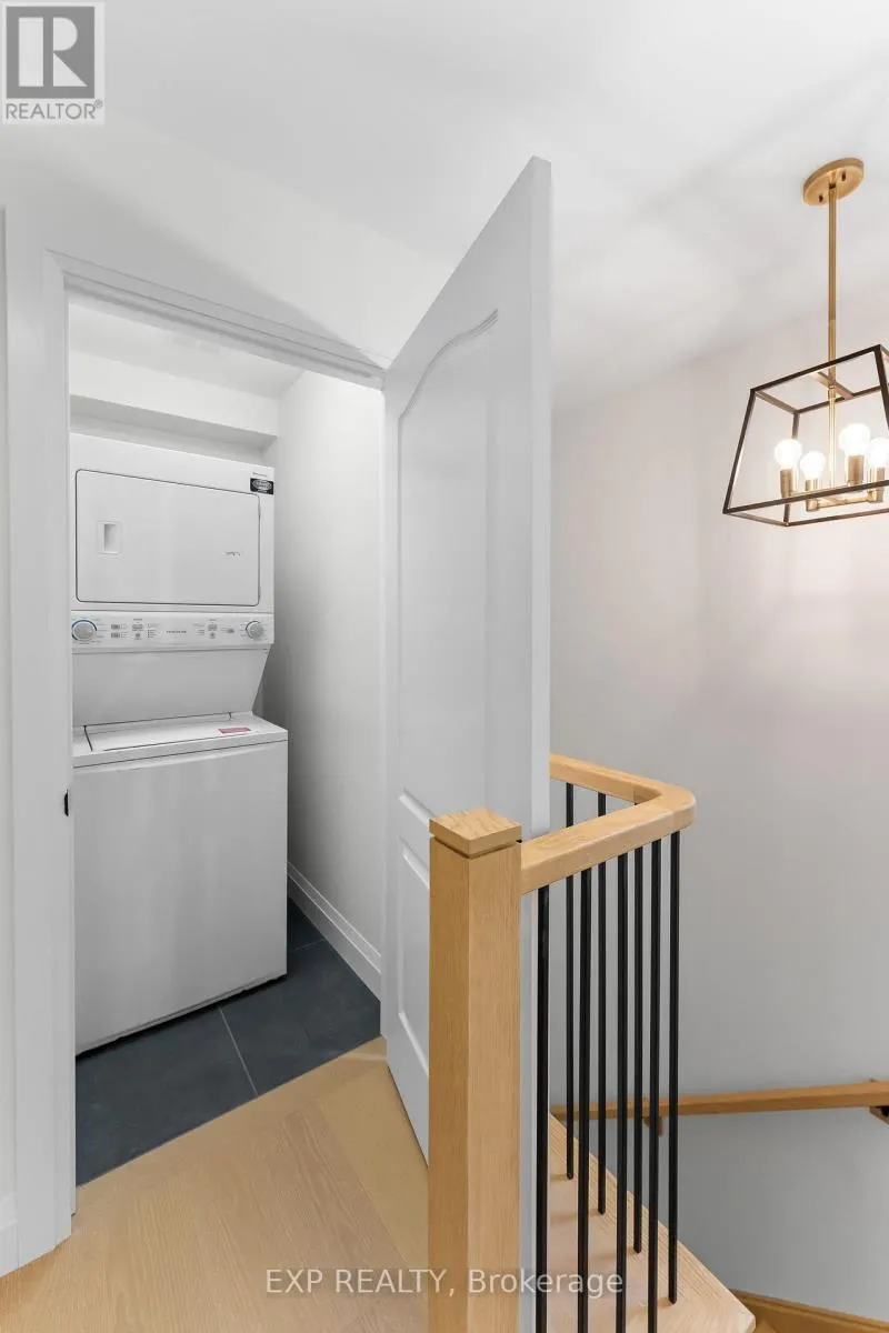 1 - 4271 FIFTH AVENUE #1