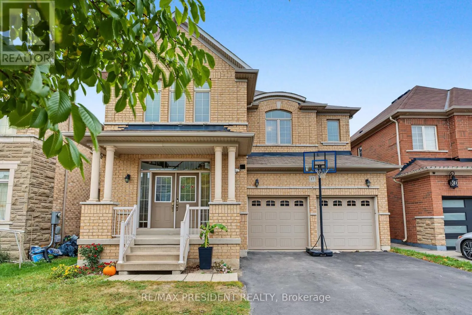 17 MCCARTNEY STREET