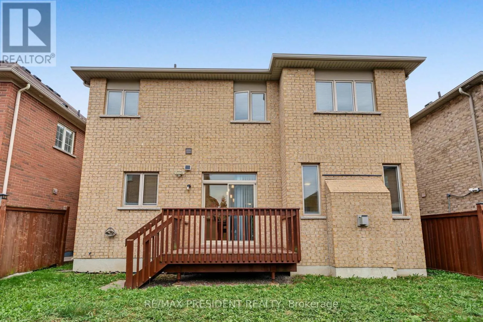 17 MCCARTNEY STREET