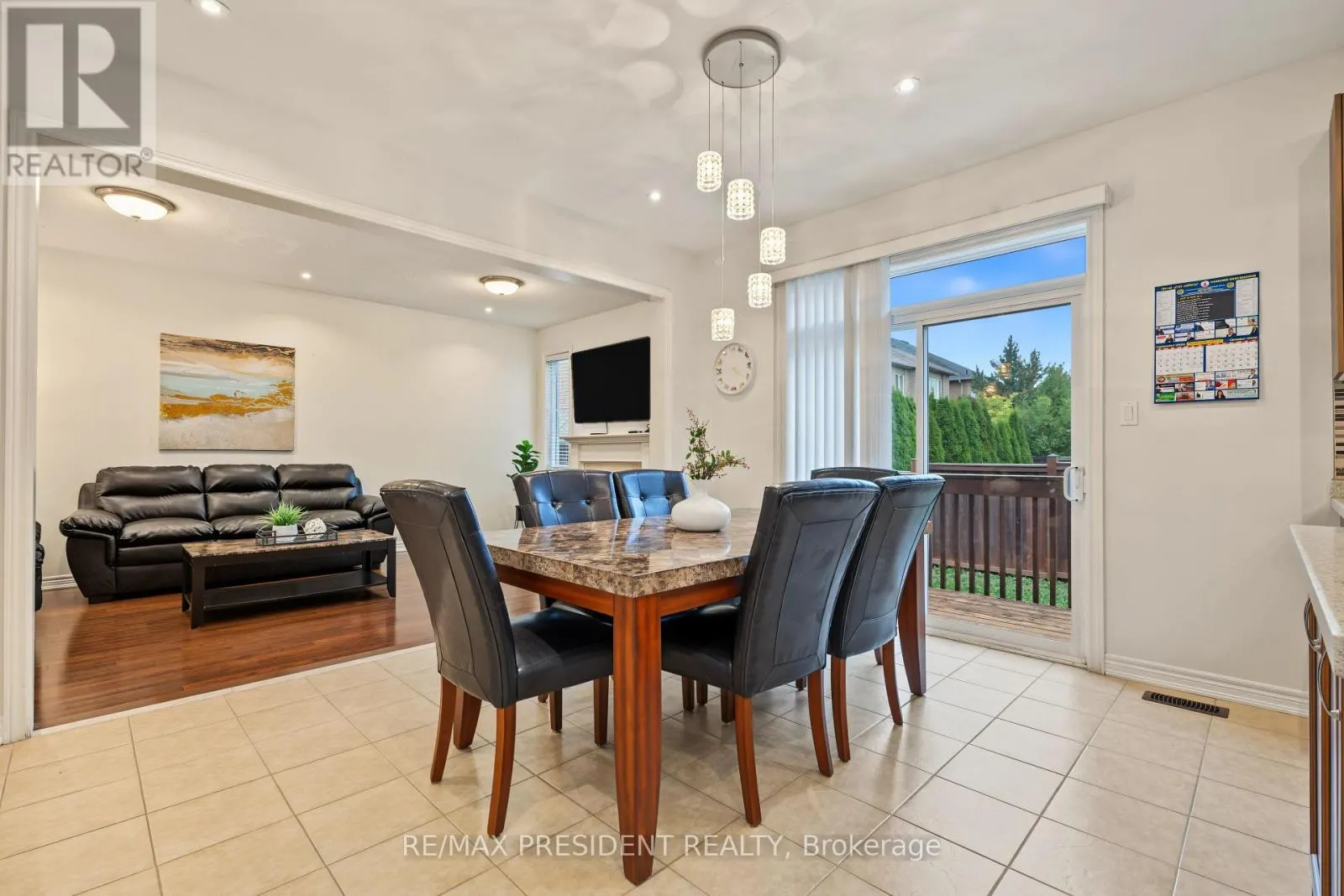 17 MCCARTNEY STREET