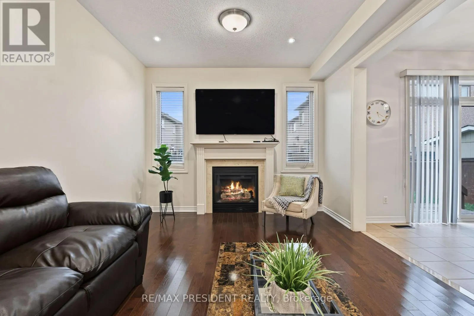 17 MCCARTNEY STREET