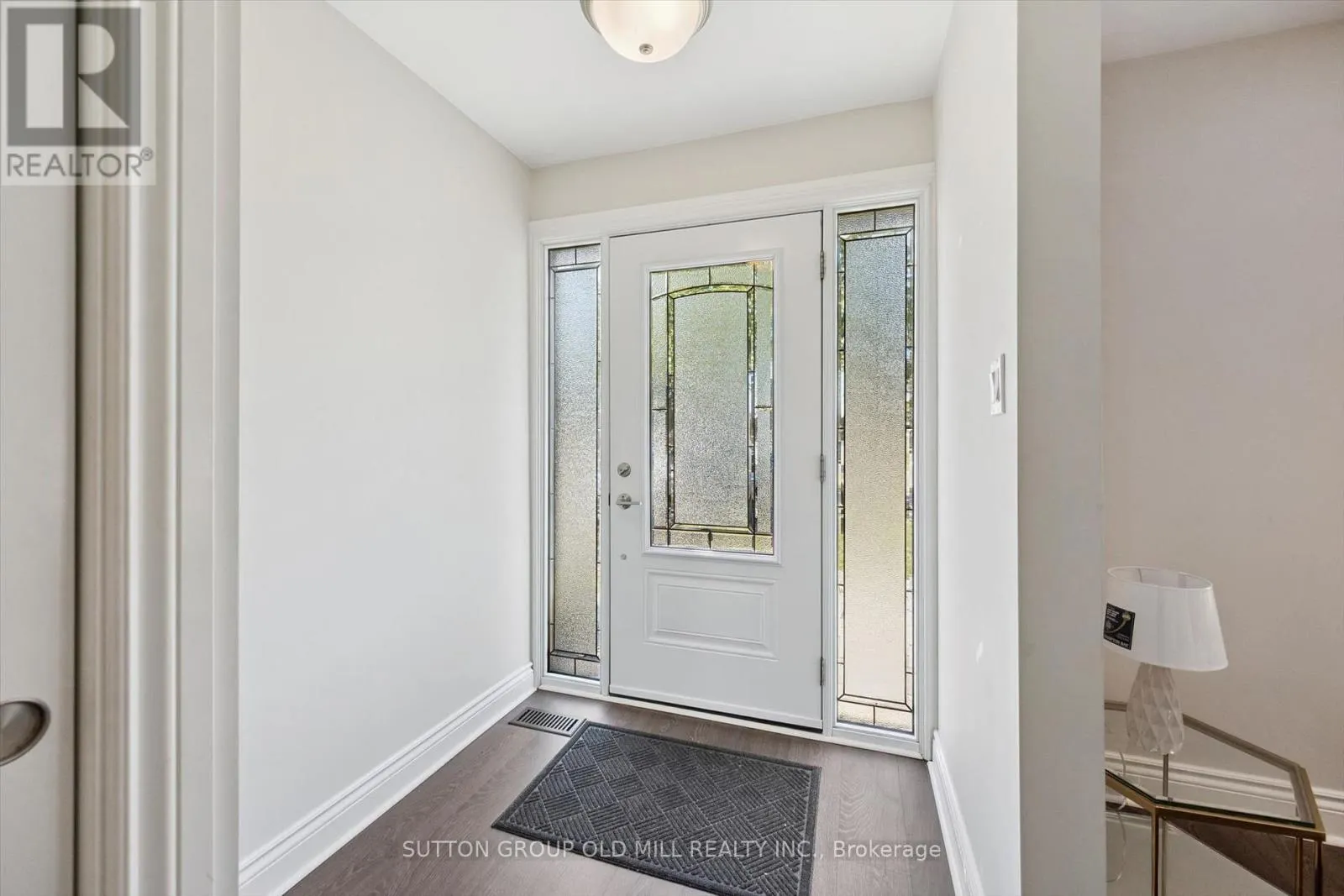 1233 MICHAEL CRESCENT