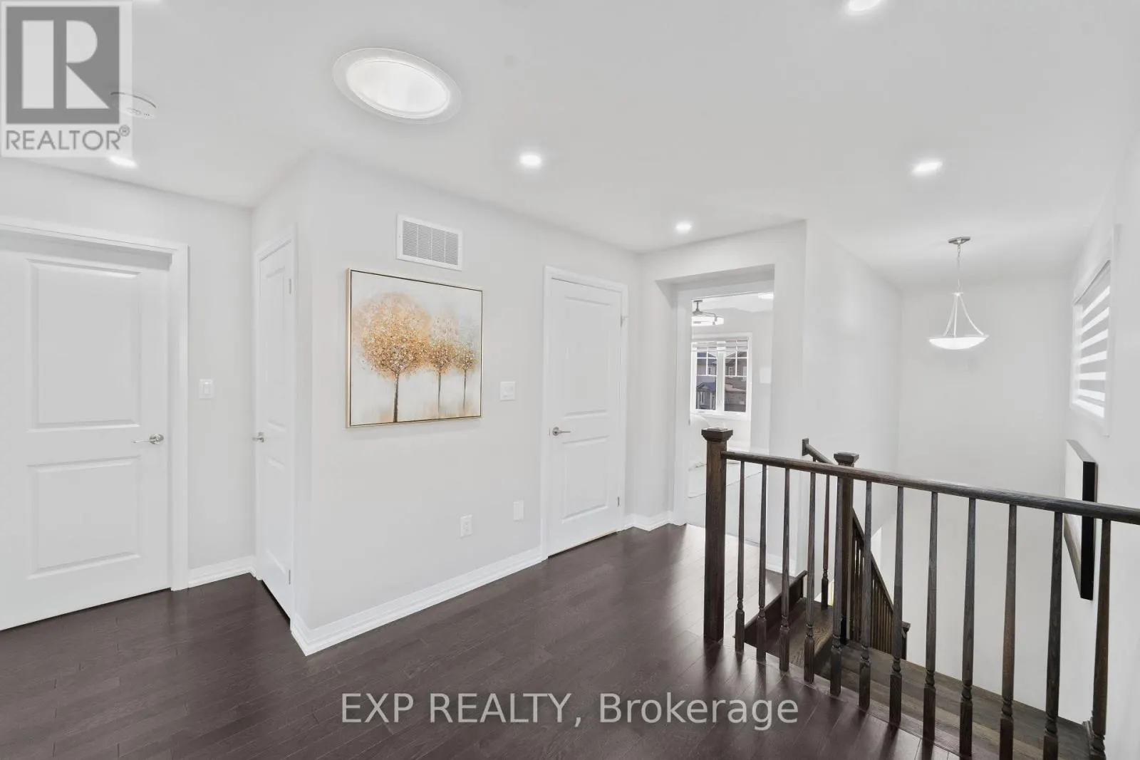 116 BUR OAK DRIVE